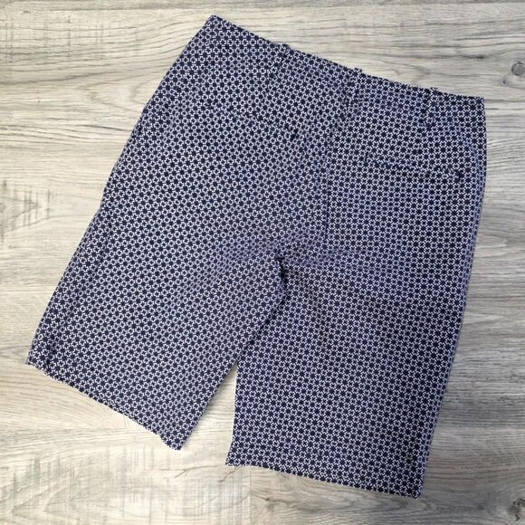 Talbots Geometric Print Bermuda Length Shorts Size 6 - Picture 4 of 5
